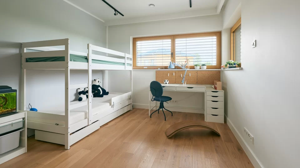 Wonder Floor Oak Canton Class Object