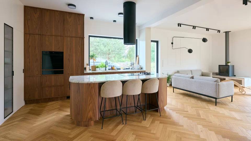 Wonder Floor Oak Canton class Object