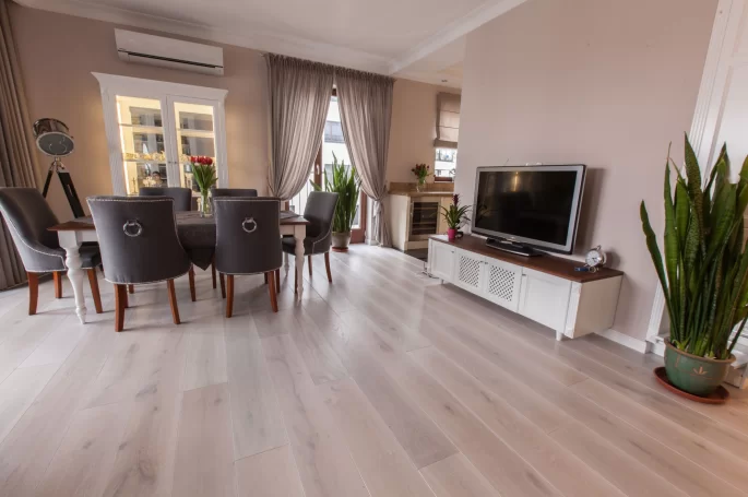 Polish Oaks Whitened Oak