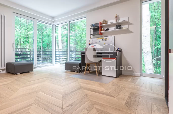 Finish French Spruce Oak Latte Macchiato