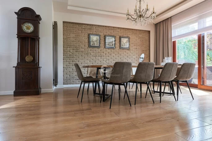 Polish Oaks Winter Oak