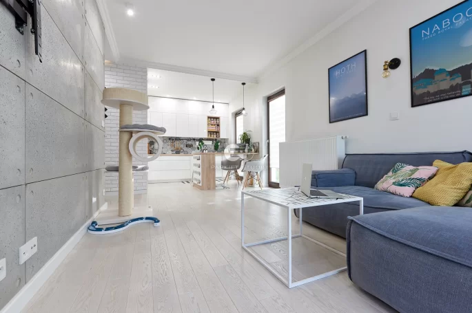 Polish Oaks Snow Oak