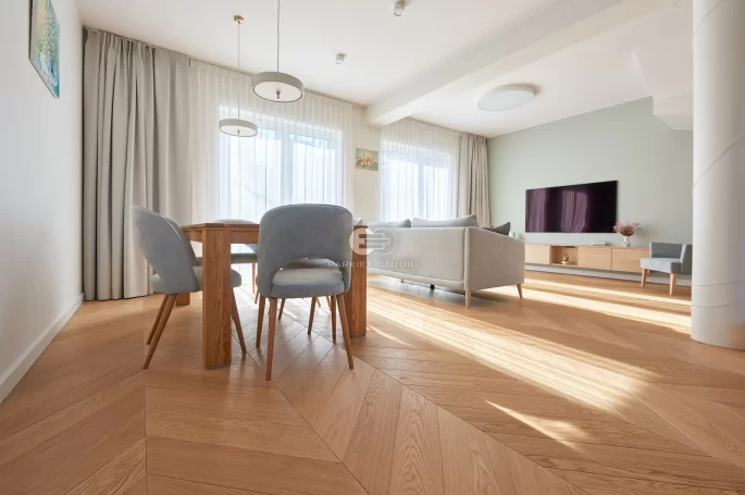 Color Floor French Spruce Oak Alabaster Natural