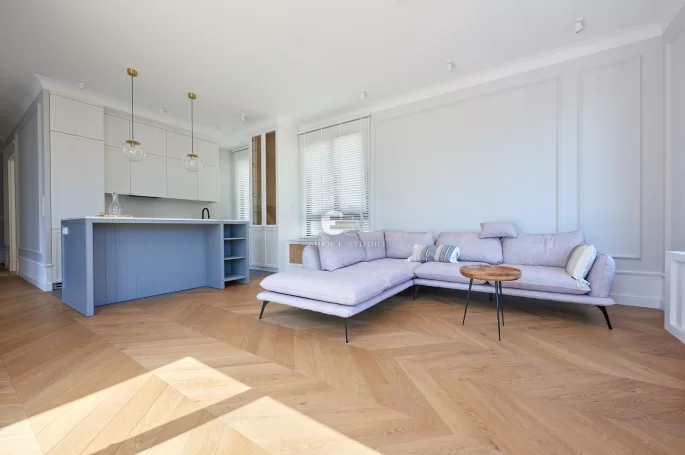 Color Floor French Spruce Oak Timber Standard