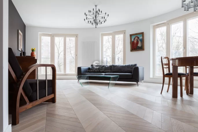 Color Floor French Spruce Snow White