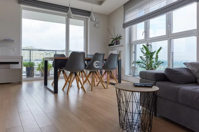 Finish Oak Whitewashed Board