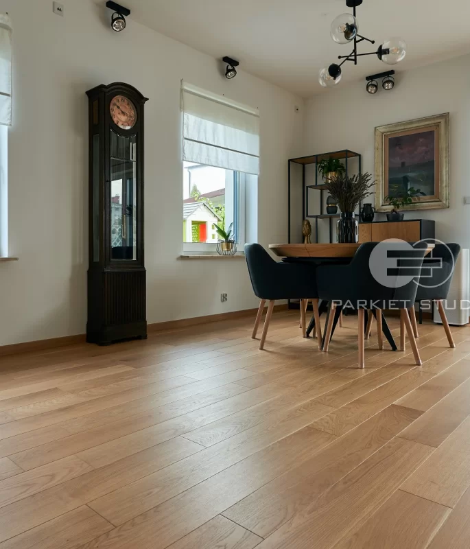 Finish Oak Exclusive and Natural Board