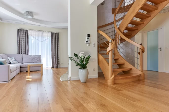 Finish Oak Exclusive Board