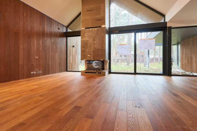 Floor installation - Finish Oak Thermo Antique Nature Board