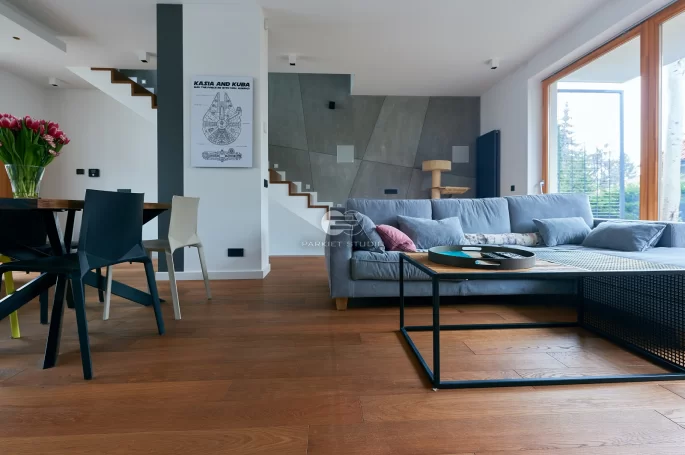 Finish Oak Thermo Antiqued Natural Board