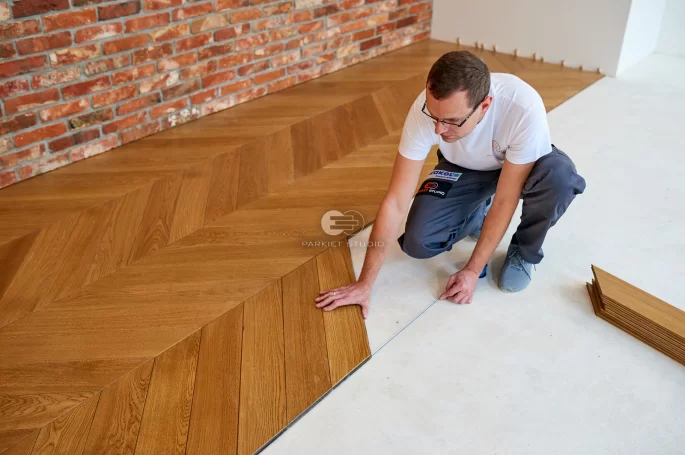 Floor installation - Color Floor French Spruce Oak Amber