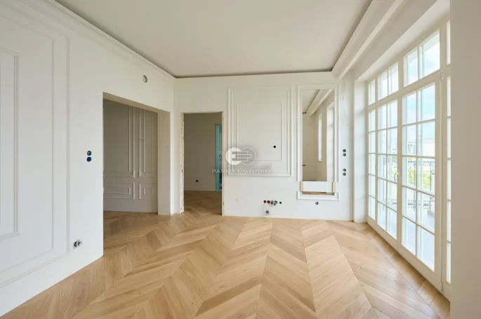 Floor installation - Color Floor French Spruce Oak Polar Standard + Border