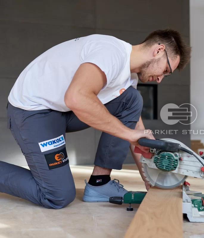 Montaż podłogi - Finish Deska Dąb Latte Macchiato 