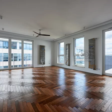 Montaż podłogi - Finish Parkiet Jodła Klasyczna Dąb Thermo Antyk 