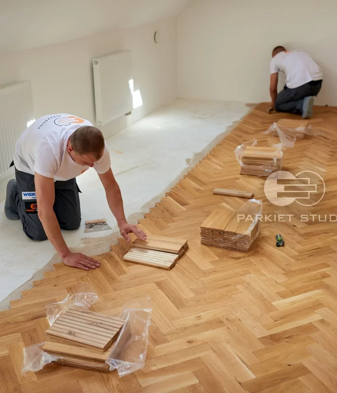 Montaż podłogi - Parkiet Postarzany Mechanicznie