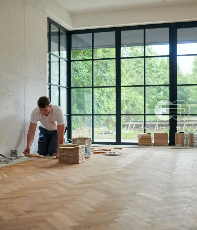 Floor installation - Mechanically Aged Parquet