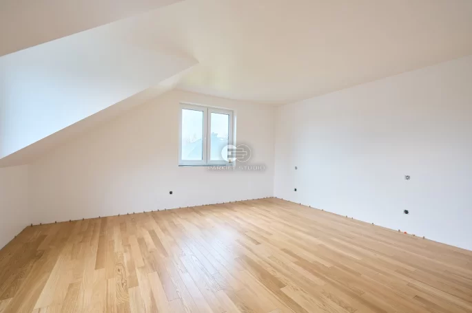 Floor installation - Wonder Floor Oak Amarillo Object