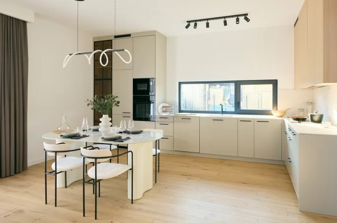 Polish Oaks - Diamond Oak Standard