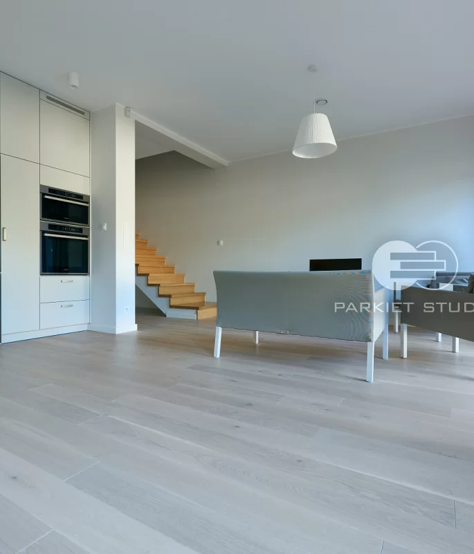 Polskie Dęby - Dąb Jasny Country 