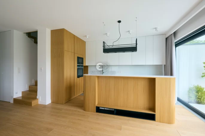 Polish Oaks - Common Oak Prime