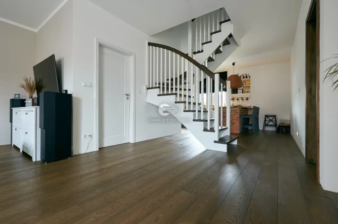 Polish Oaks - Burnt Oak