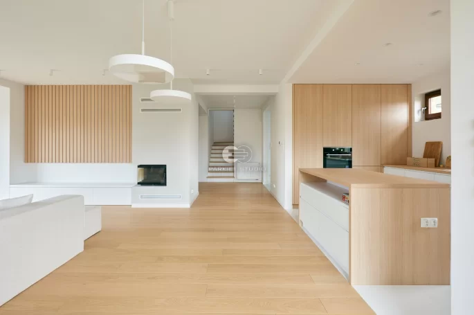 Polish Oaks - Sand Oak Prime