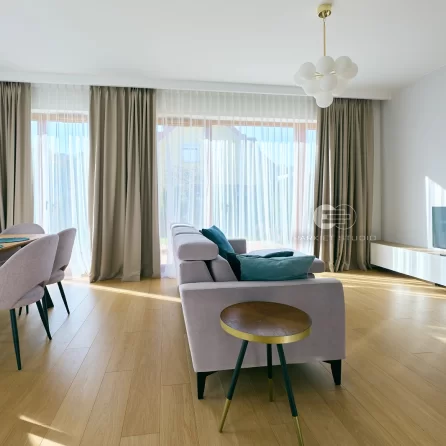 Polskie Dęby - Dąb Piaskowy Prime