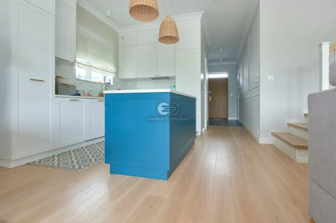 Fighter - White Oak Transparent Rustic