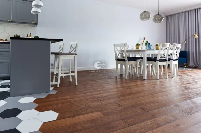 Walczak - Rosewood Oak