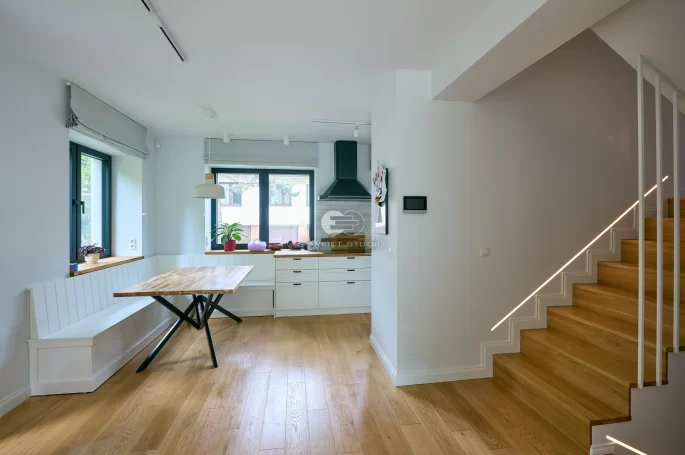 Wonder Floor Oak Amarillo Authentic