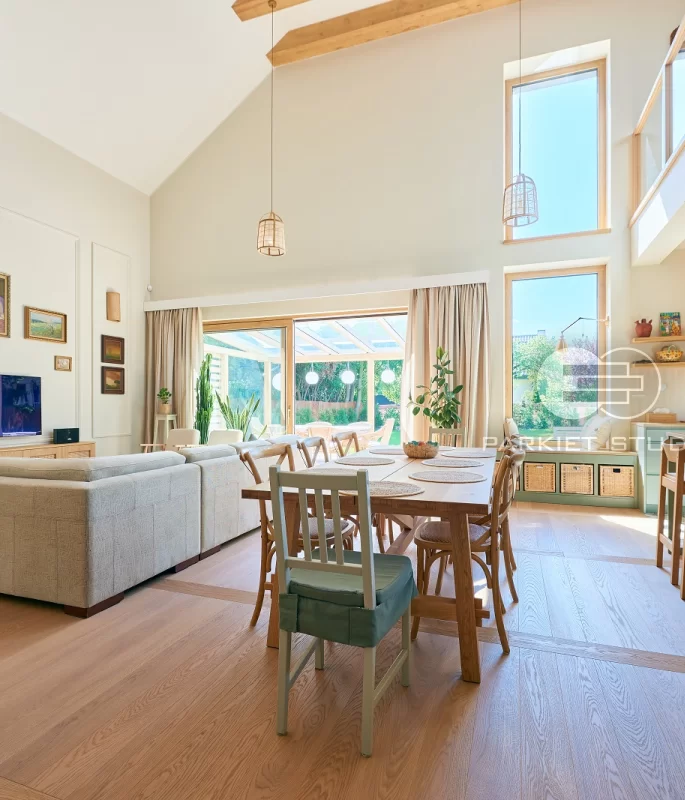 Wonder Floor Oak Medford Natural Krakow Pattern