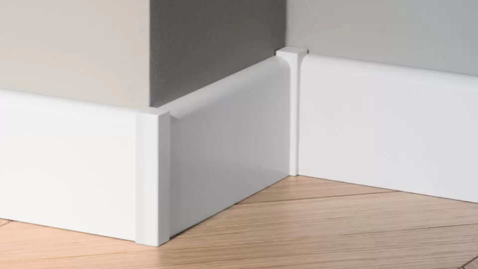 Słupki wykończeniowe