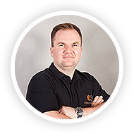 Zapraszamy do kontaktu z fachowcem firmy Parkiet Studio: